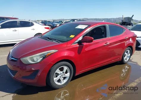 2014 Hyundai Elantra Se z USA, uszkodzony, nr VIN 5NPDH4AE1EH502747